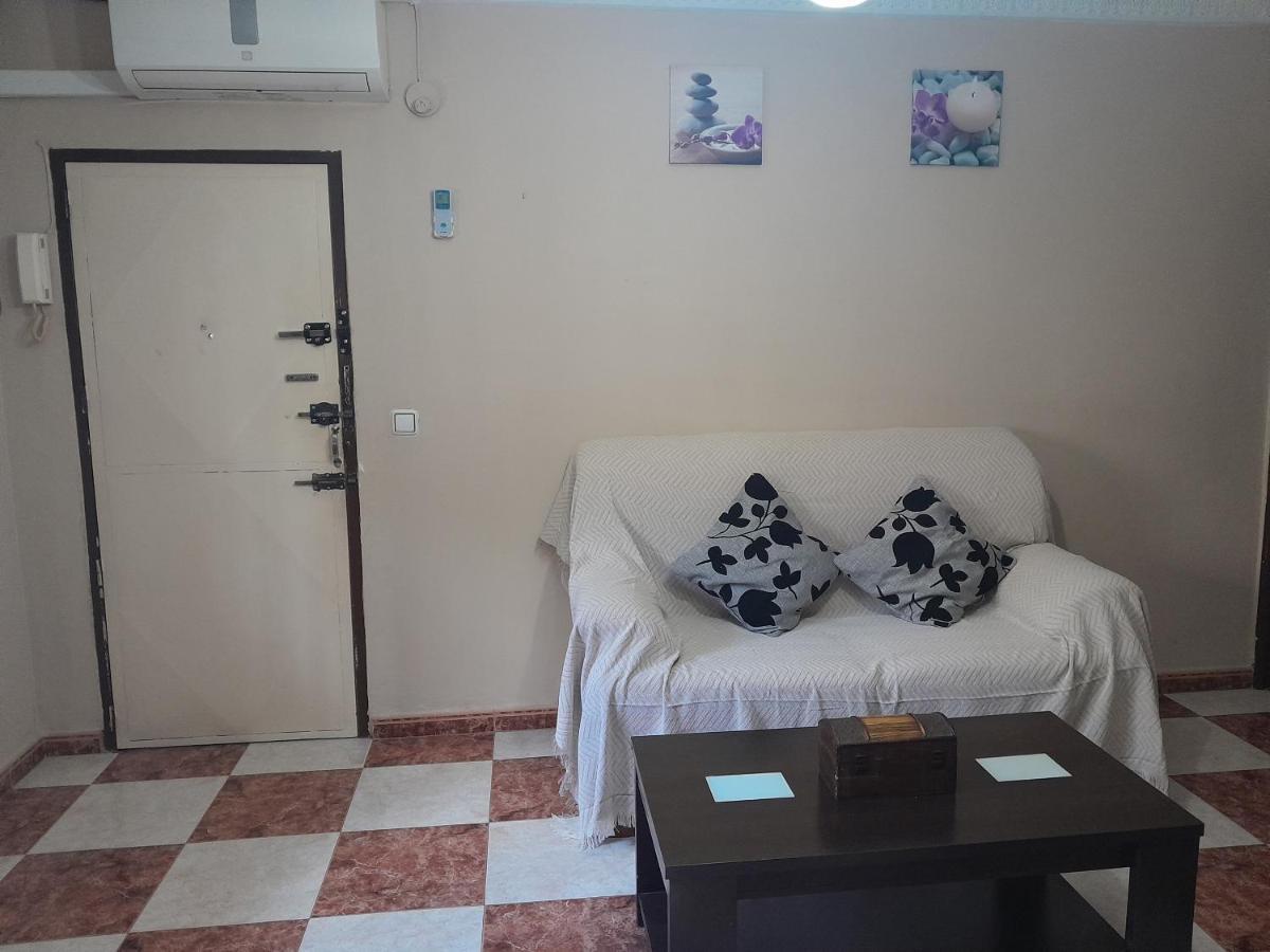 Disfruta De Un Barrio Tranquilo Apartment Alcala de Guadaira Exterior photo
