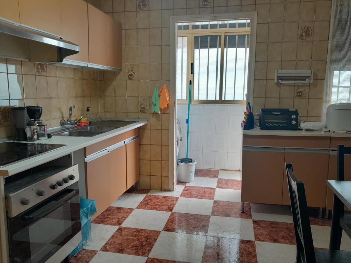 Disfruta De Un Barrio Tranquilo Apartment Alcala de Guadaira Exterior photo