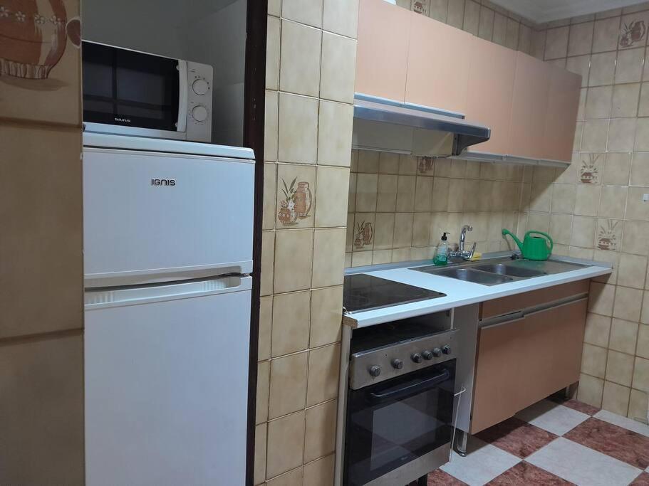 Disfruta De Un Barrio Tranquilo Apartment Alcala de Guadaira Exterior photo