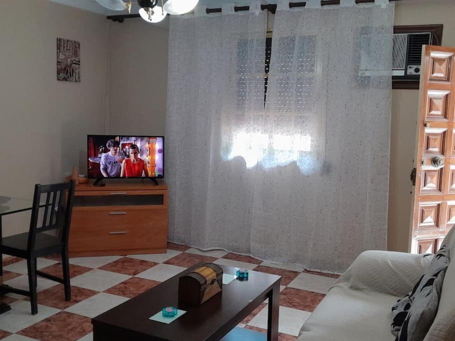 Disfruta De Un Barrio Tranquilo Apartment Alcala de Guadaira Exterior photo